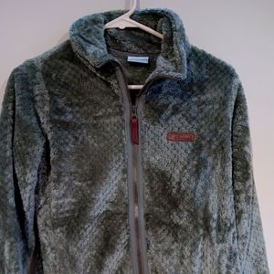 A green Columbia sweater jacket s/p